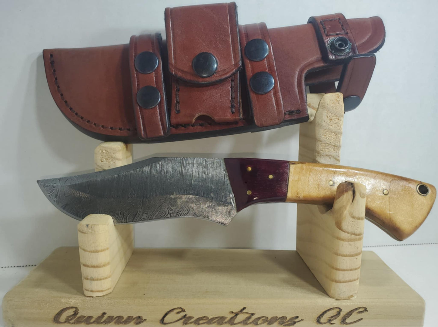 Damascus Knife w/ curly Maple handle